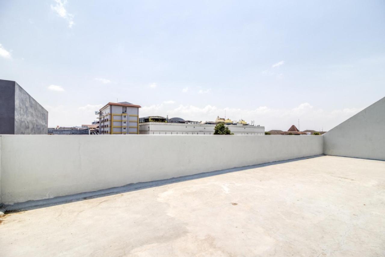 Reddoorz Syariah Near Galeria Mall Yogyakarta Exterior foto